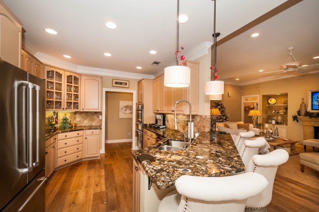 1473 BAYTOWNE AVE EAST S/DPHASE II - Residential