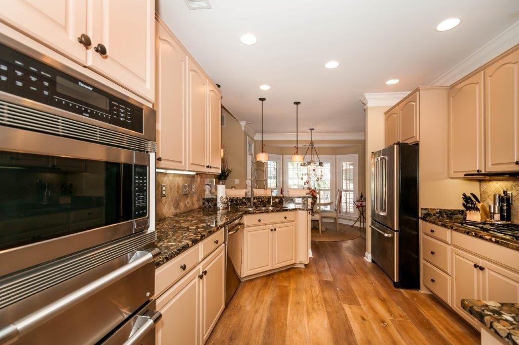 1473 BAYTOWNE AVE EAST S/DPHASE II - Residential