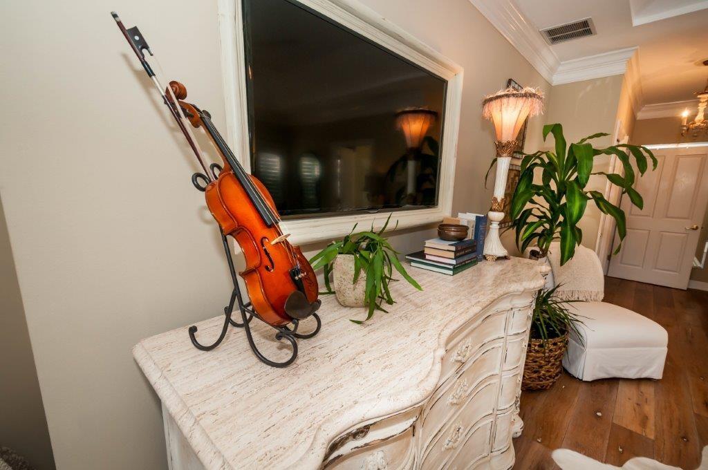 1473 BAYTOWNE AVE EAST S/DPHASE II - Residential