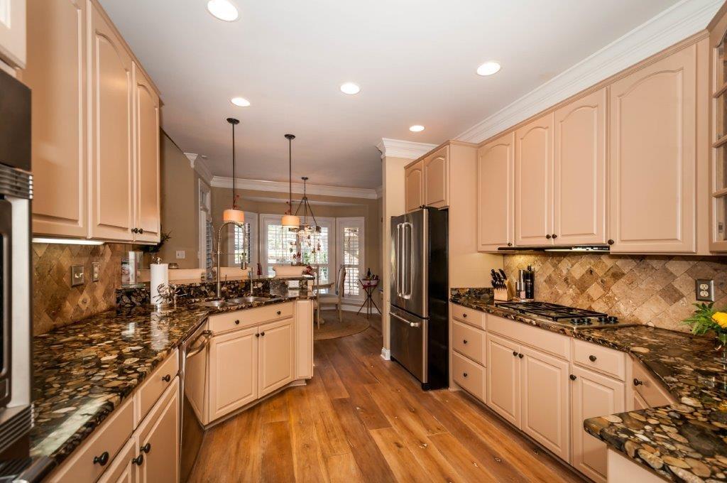 1473 BAYTOWNE AVE EAST S/DPHASE II - Residential