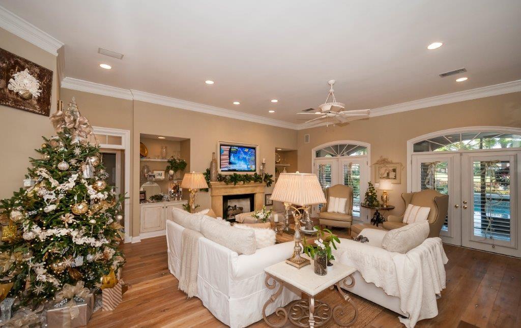 1473 BAYTOWNE AVE EAST S/DPHASE II - Residential