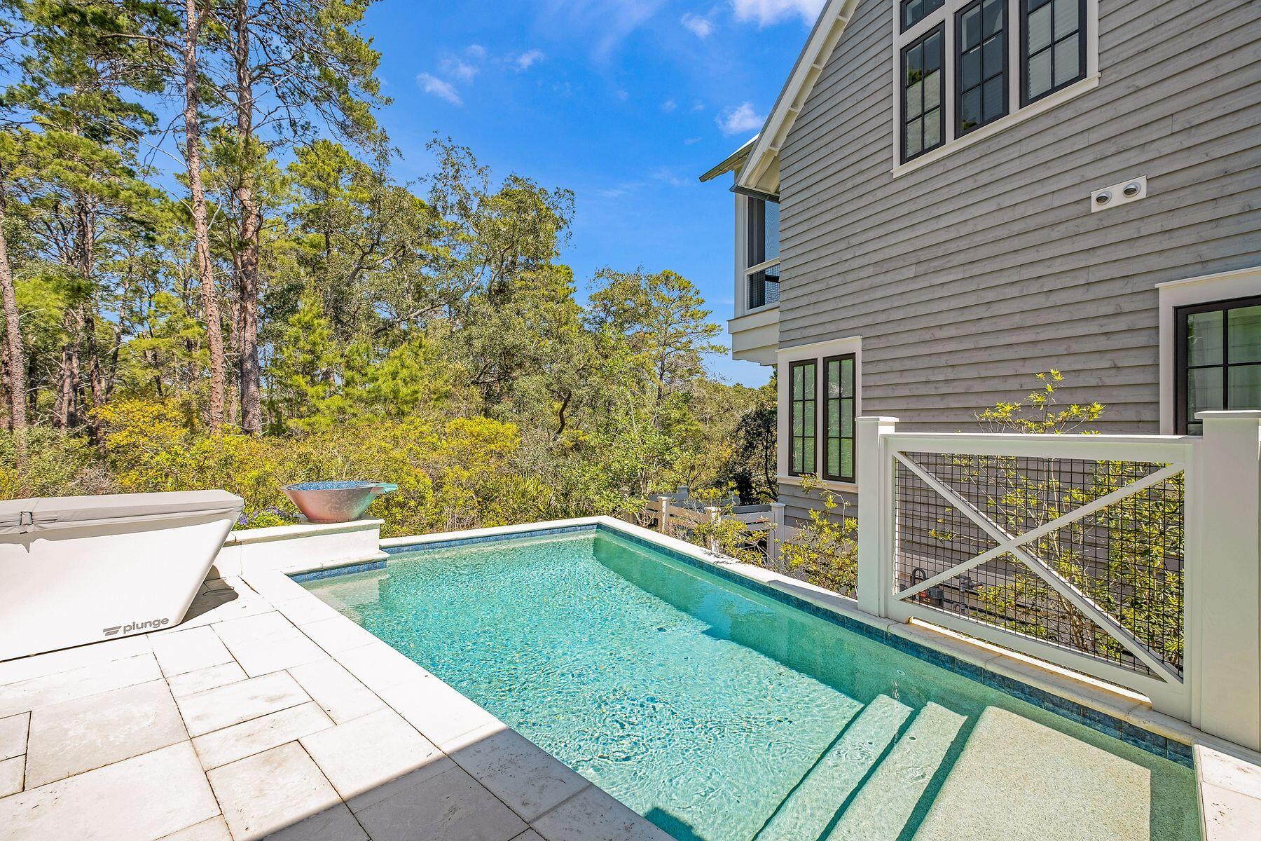 DRAPER LAKE COASTAL VILLAGE - Residential