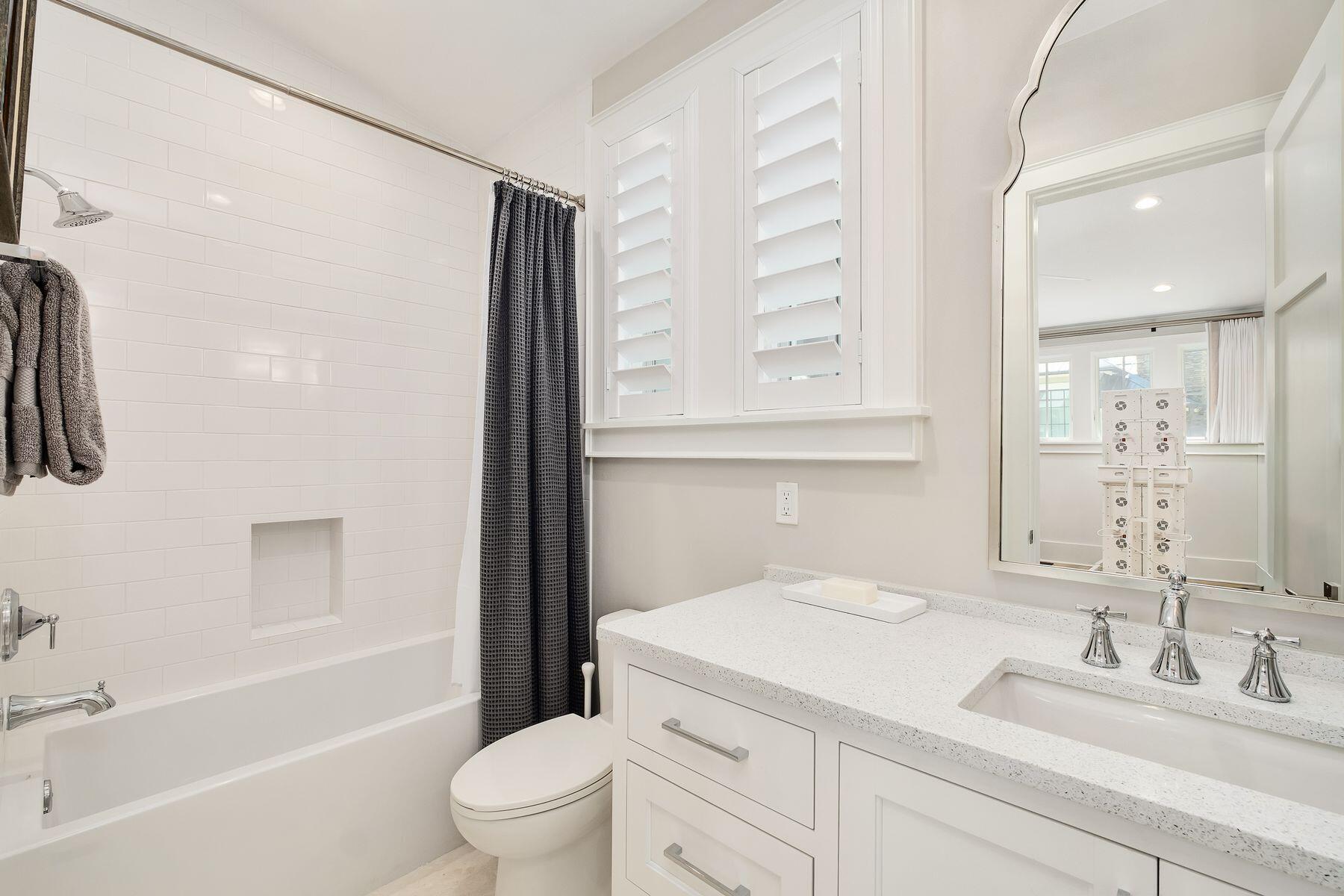 DRAPER LAKE COASTAL VILLAGE - Residential