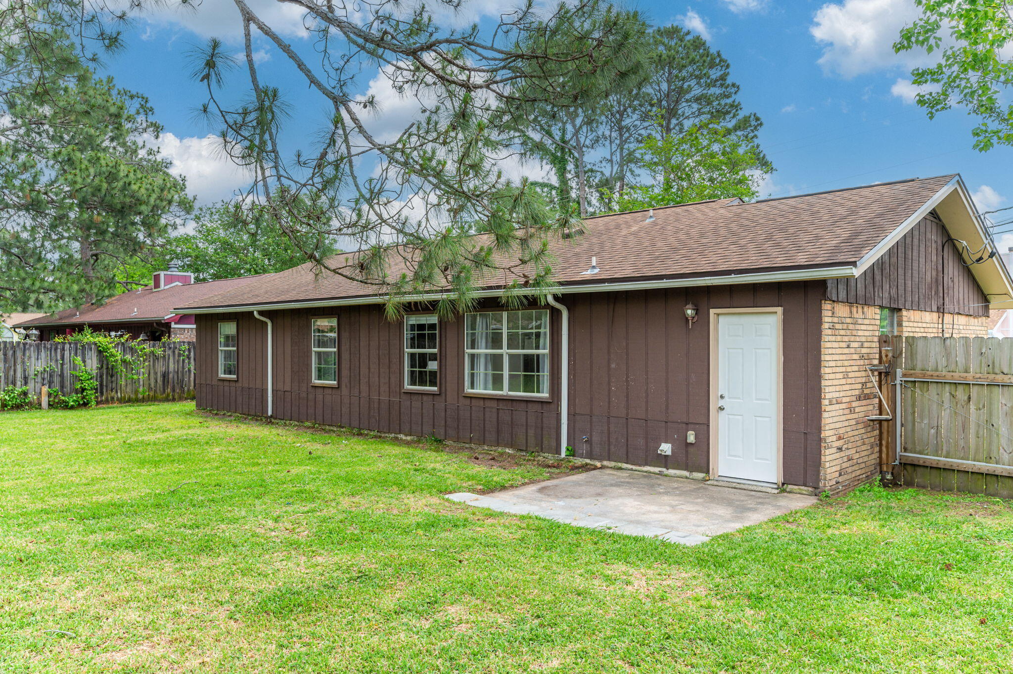 PINE MEADOWS 3RD ADDN - Residential