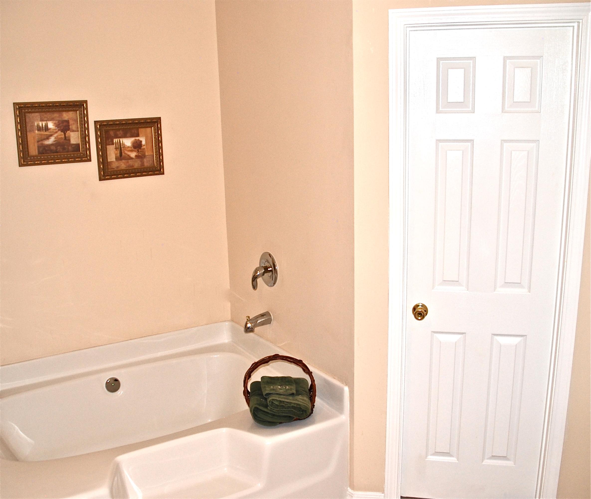 EMERALD VILLAGE S/D - Residential