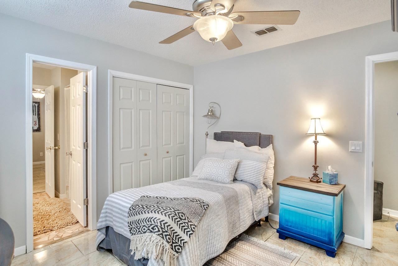 CRESCENT BEACH UNIT 1 - Residential