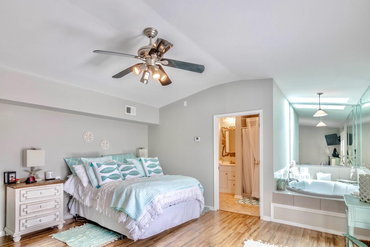 CRESCENT BEACH UNIT 1 - Residential