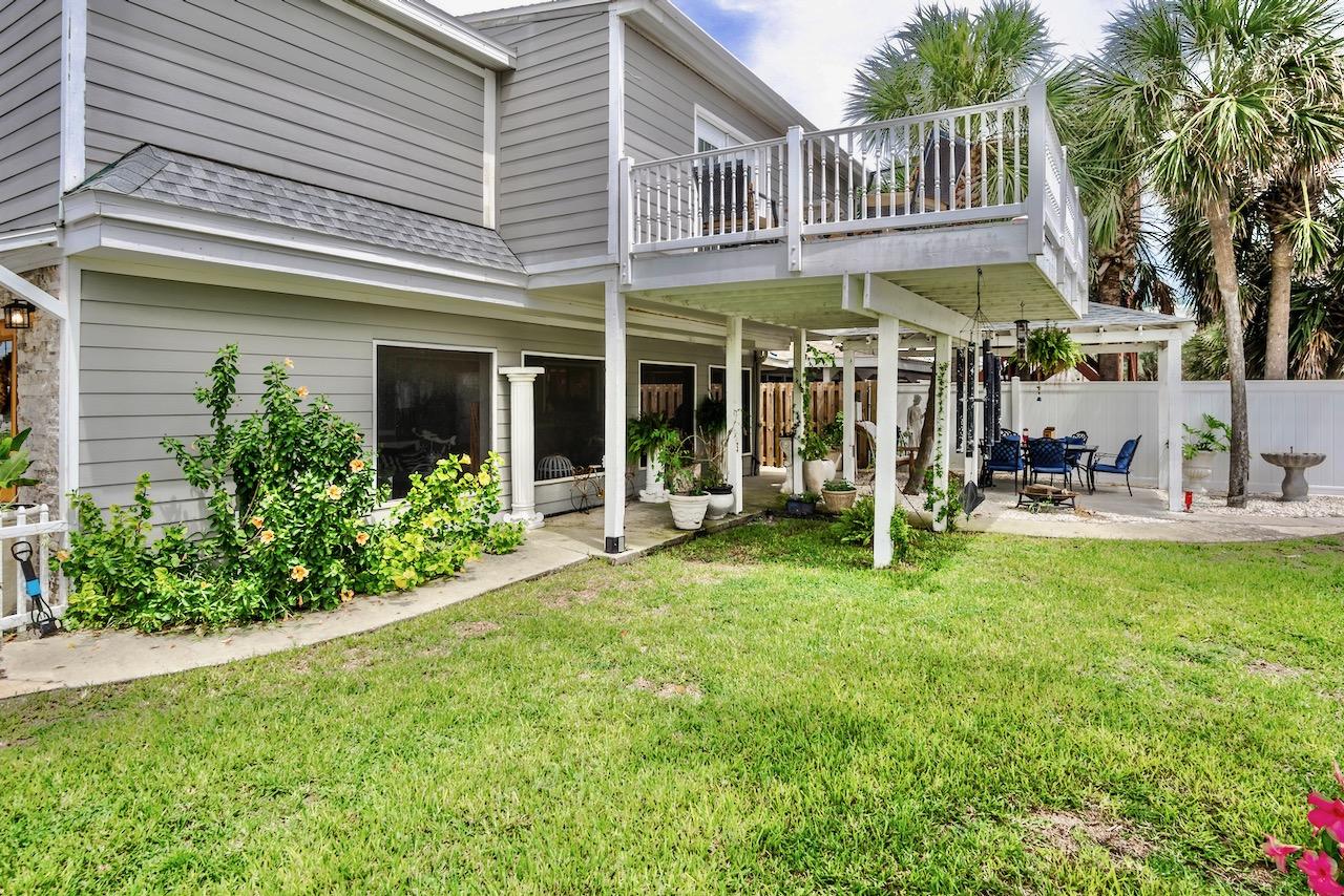 CRESCENT BEACH UNIT 1 - Residential