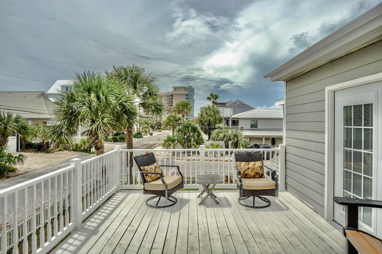 CRESCENT BEACH UNIT 1 - Residential