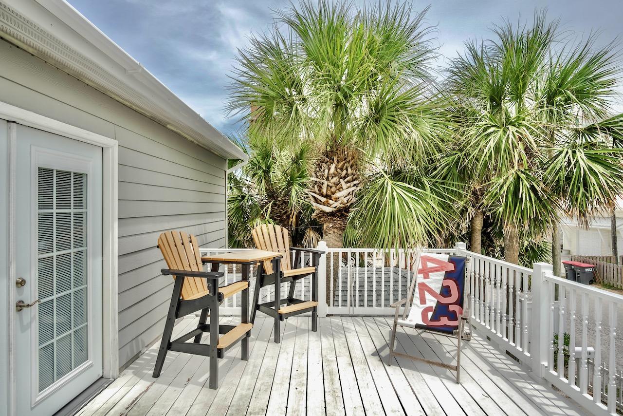 CRESCENT BEACH UNIT 1 - Residential