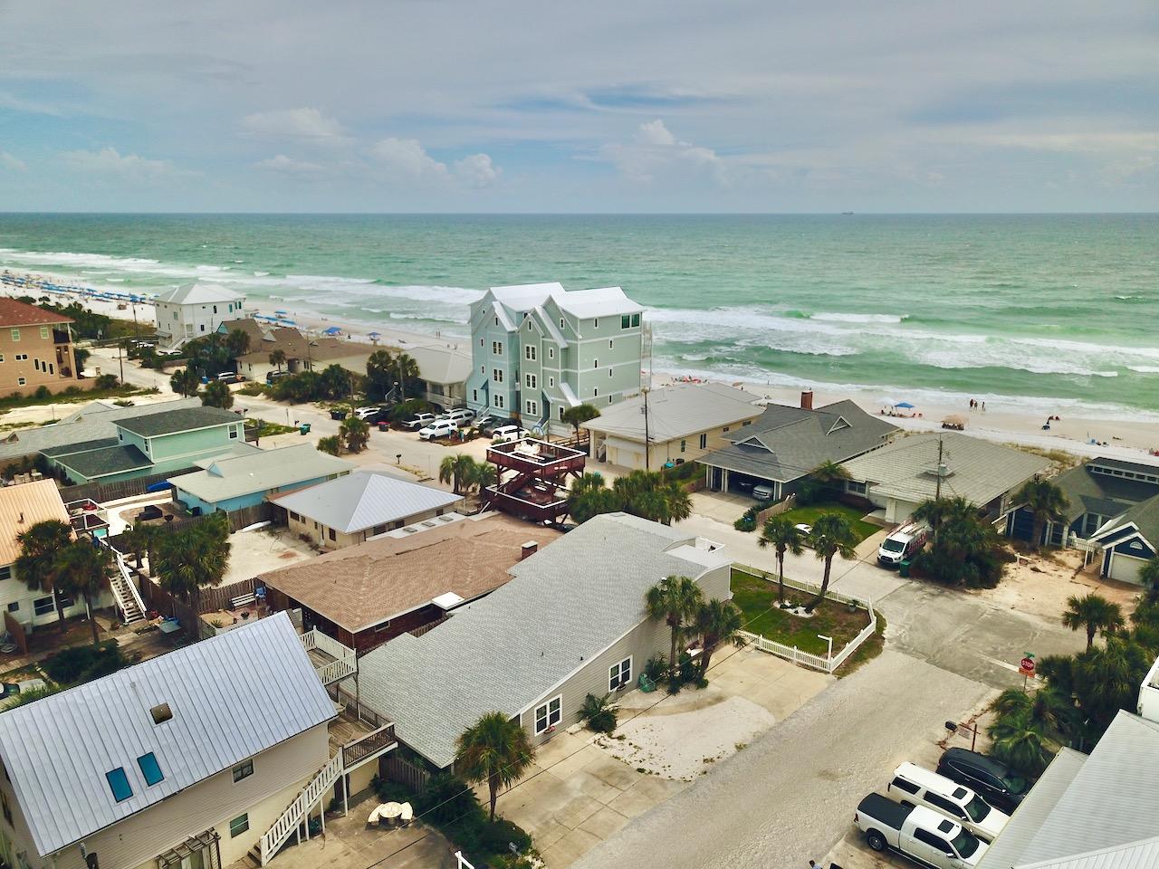 CRESCENT BEACH UNIT 1 - Residential