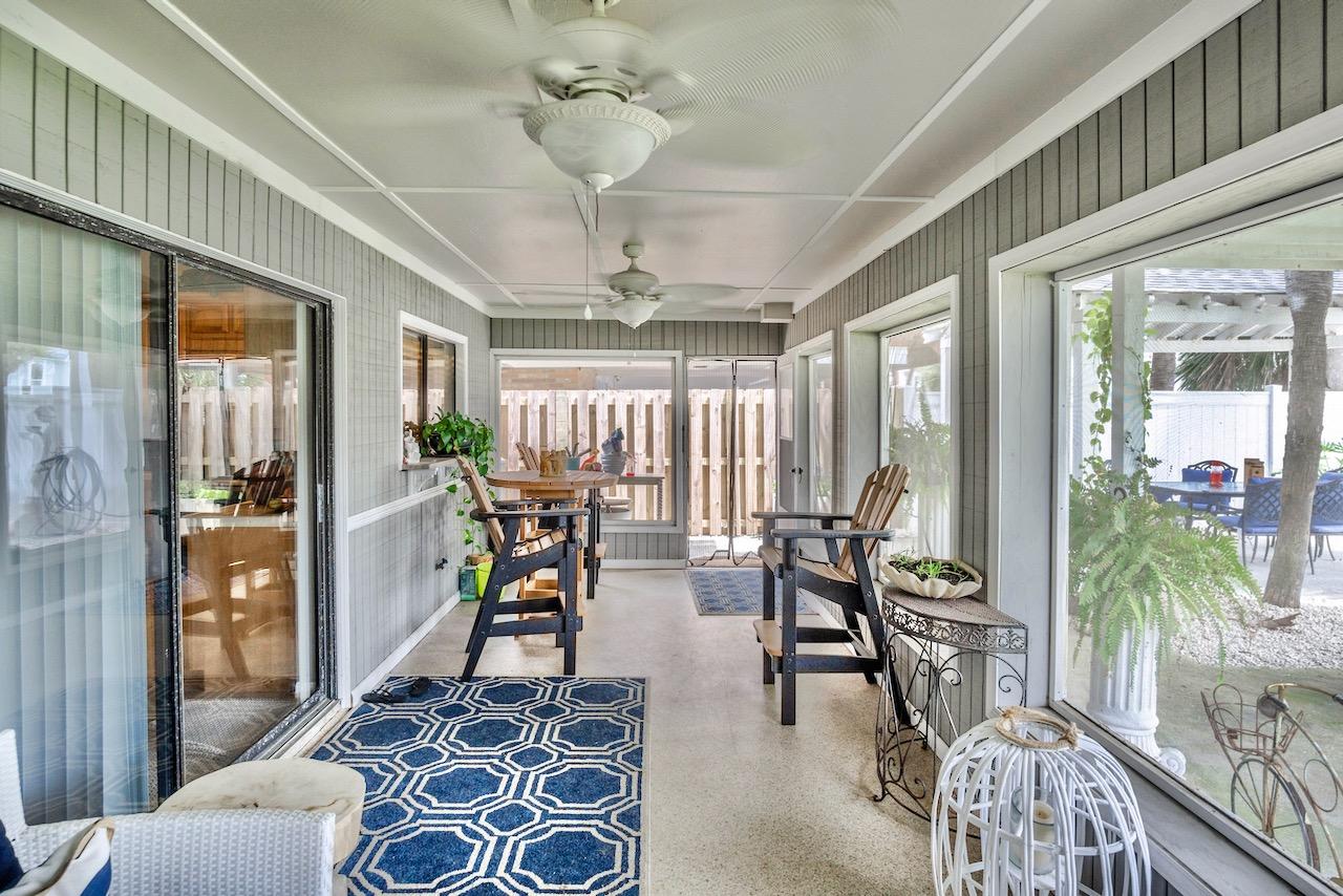 CRESCENT BEACH UNIT 1 - Residential