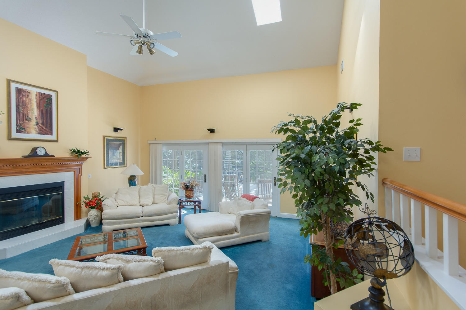 LAKE LORRAINE GARDENS - Residential