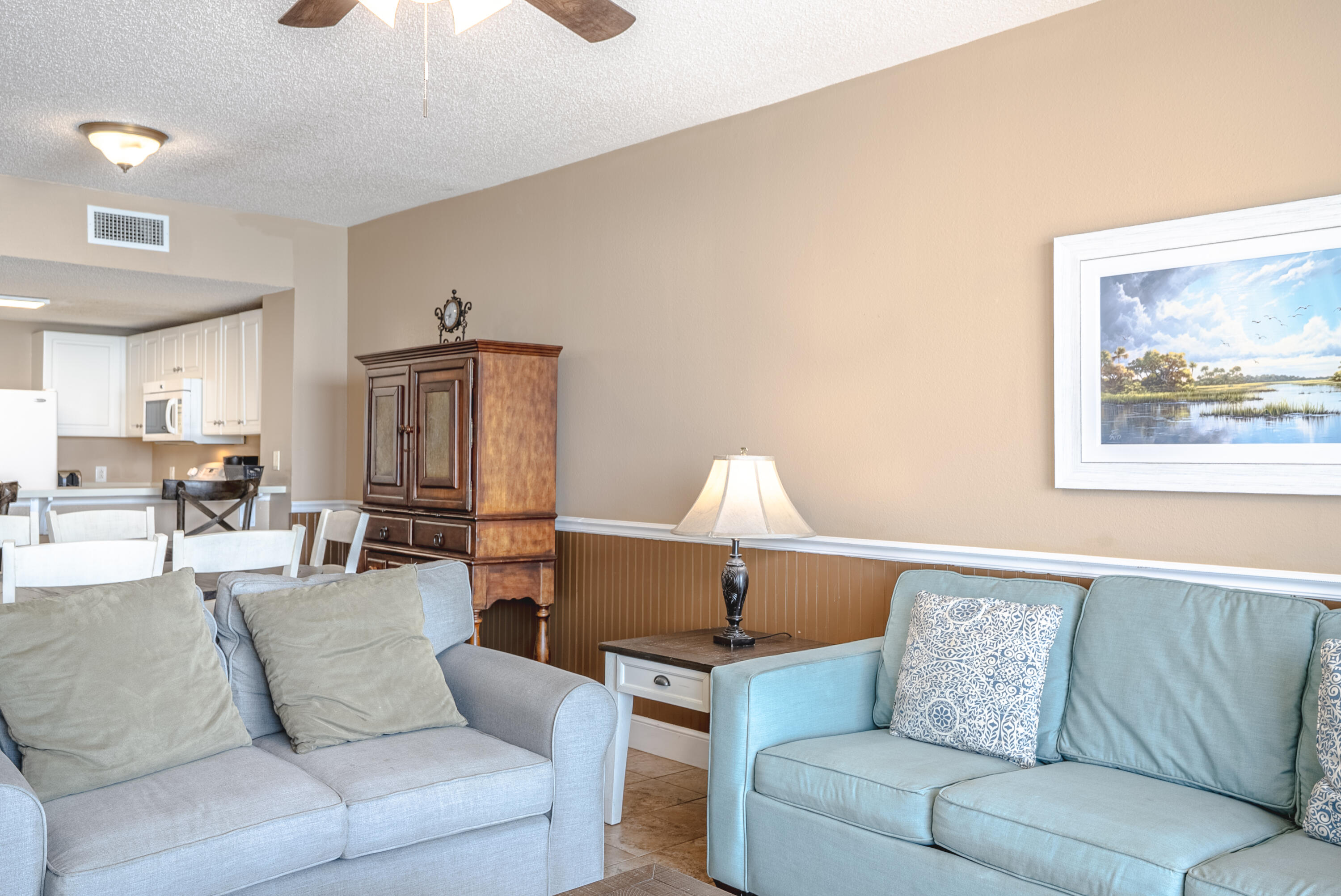 MAJESTIC BEACH TOWERS I - Residential