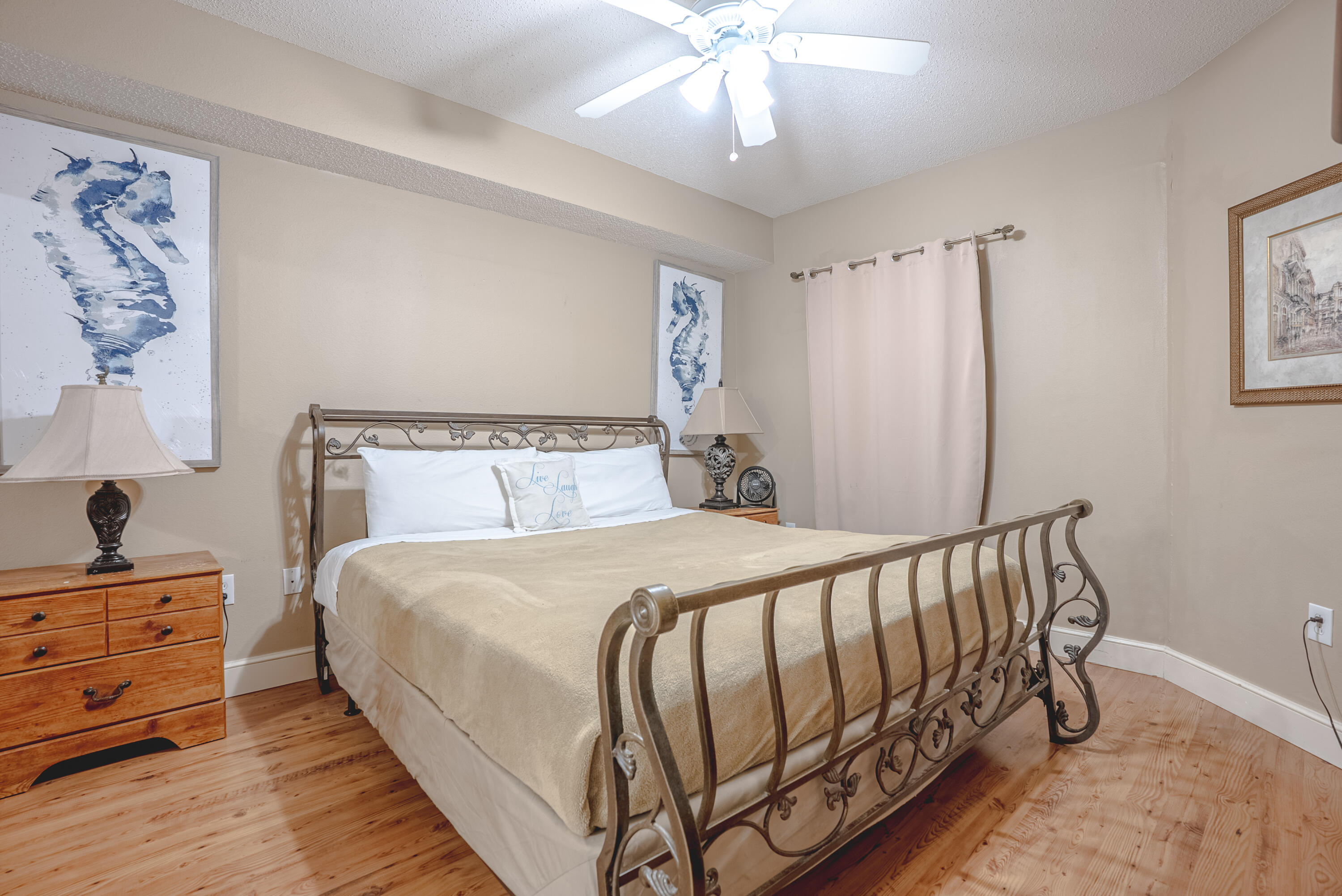 MAJESTIC BEACH TOWERS I - Residential