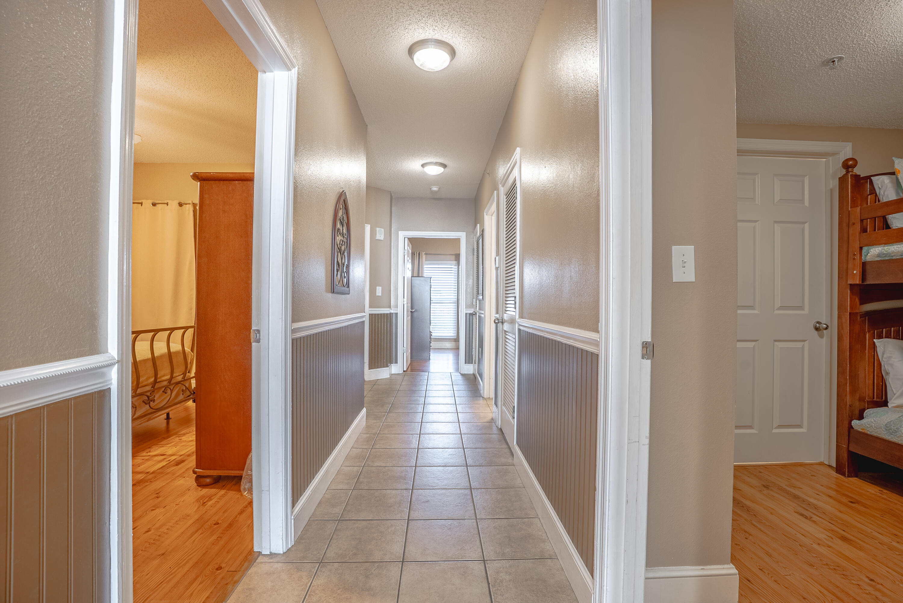 MAJESTIC BEACH TOWERS I - Residential