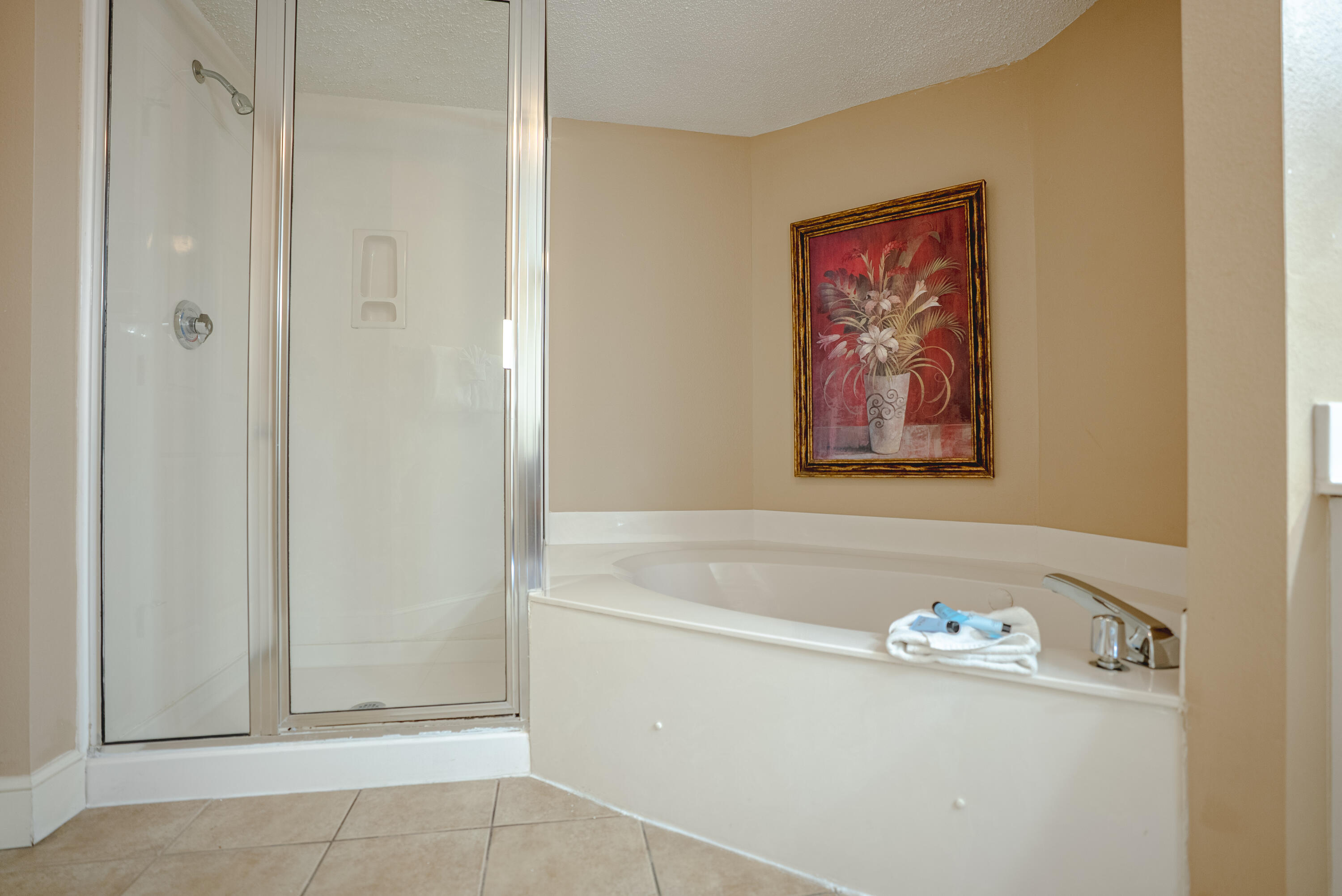 MAJESTIC BEACH TOWERS I - Residential