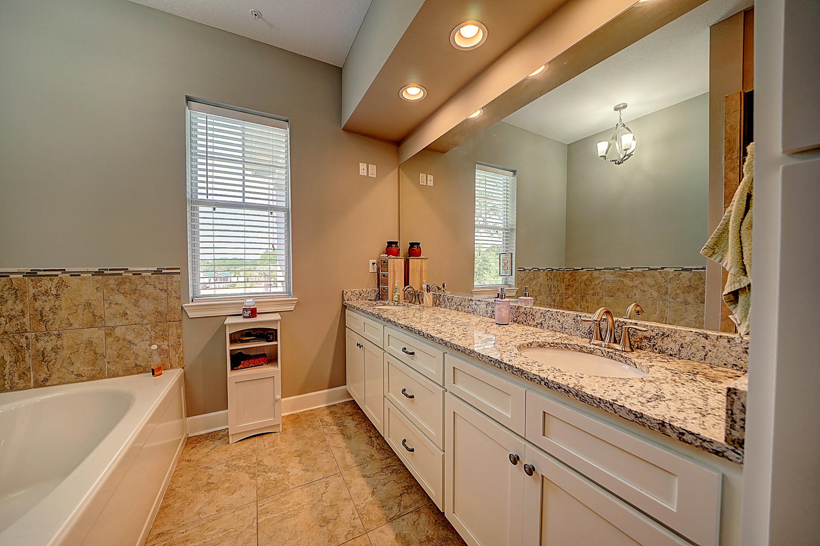 ISLAND RESERVE - Residential