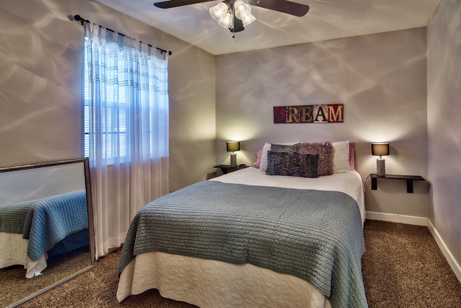 OAKRIDGE MANOR - Residential