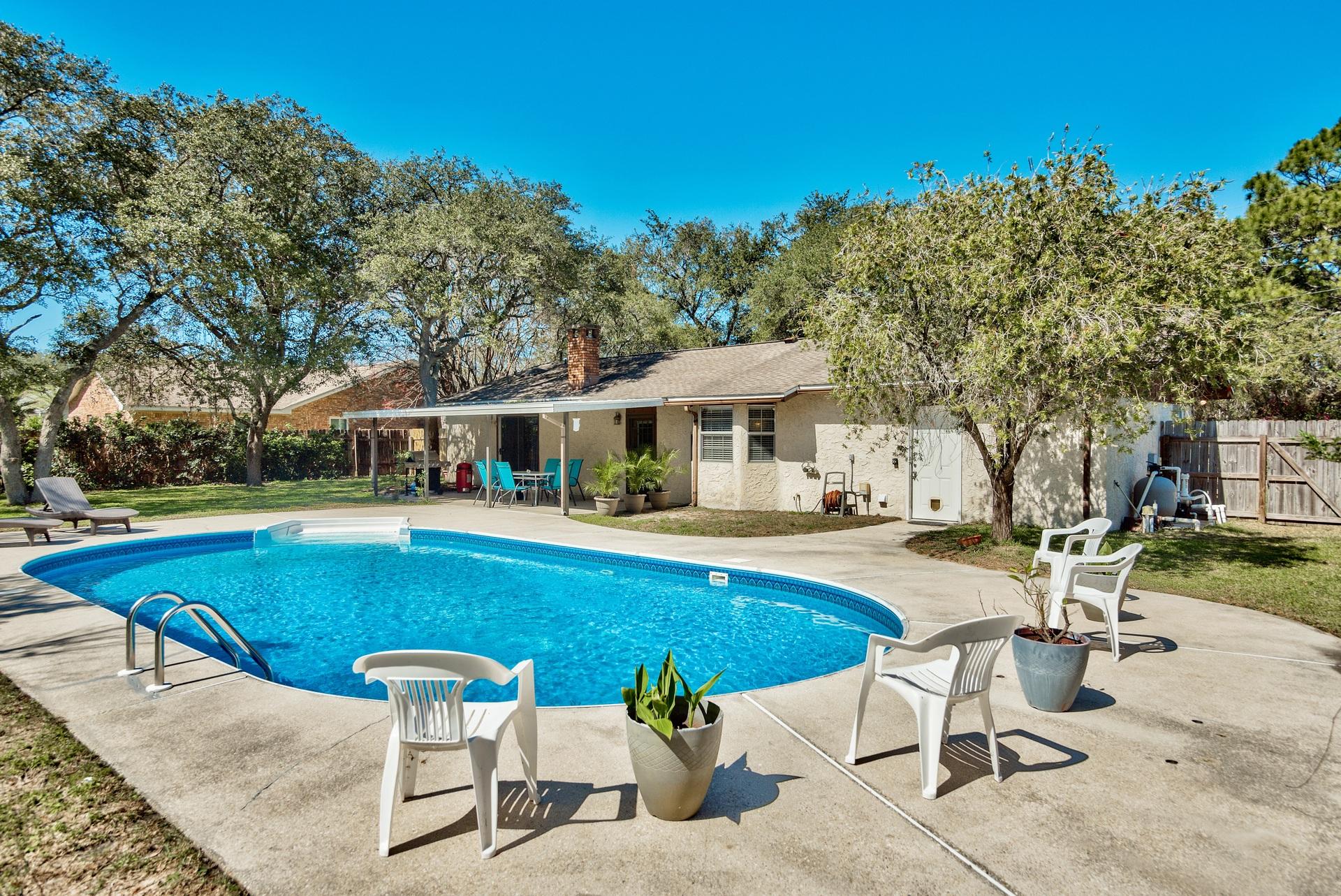 OAKRIDGE MANOR - Residential