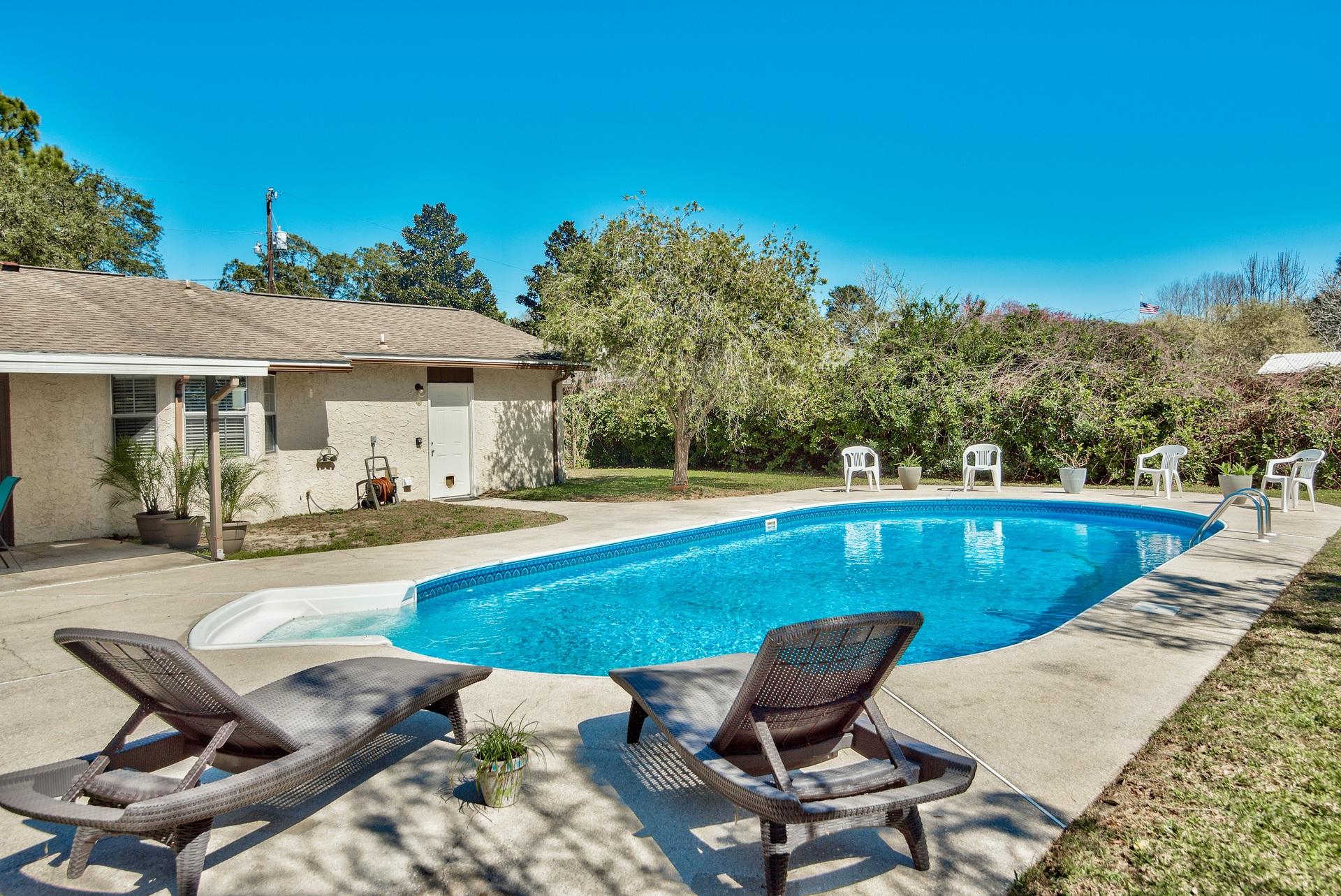 OAKRIDGE MANOR - Residential