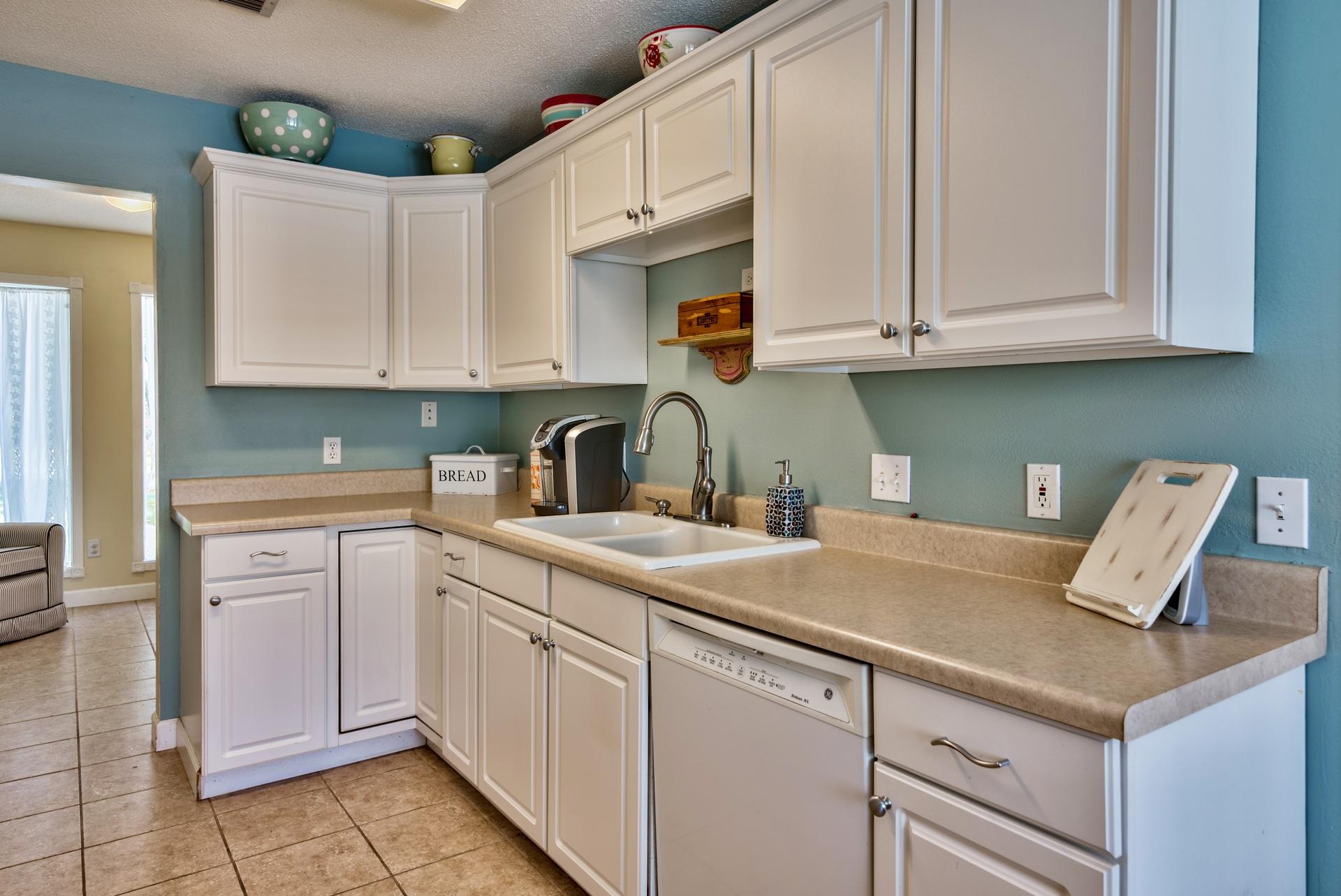 OAKRIDGE MANOR - Residential