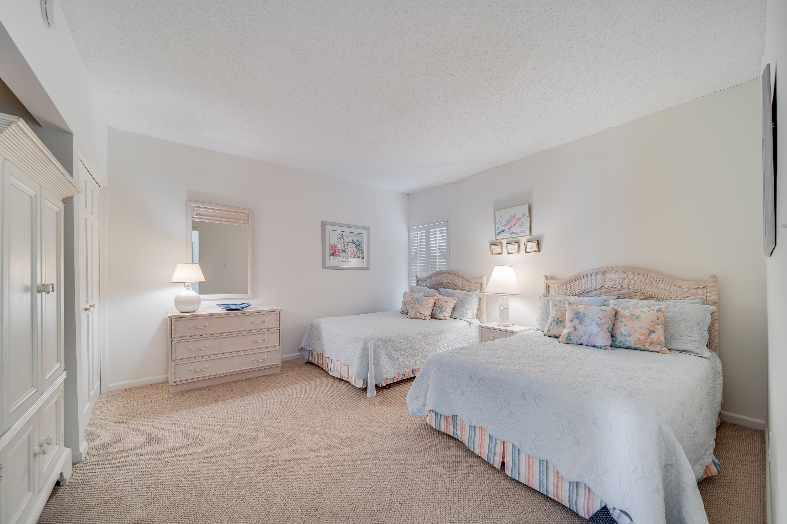 SILVER DUNES CONDO - Residential