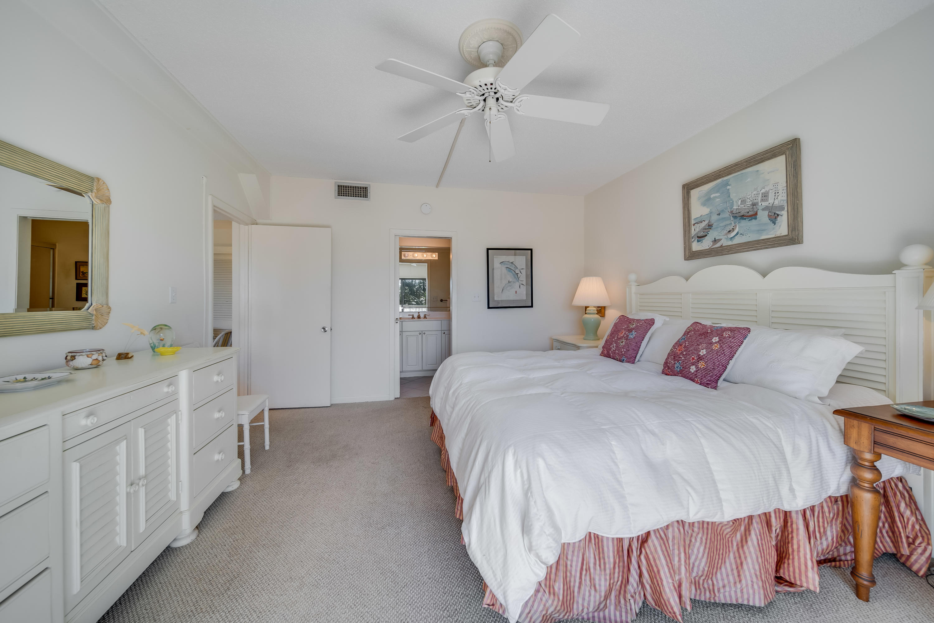 SILVER DUNES CONDO - Residential