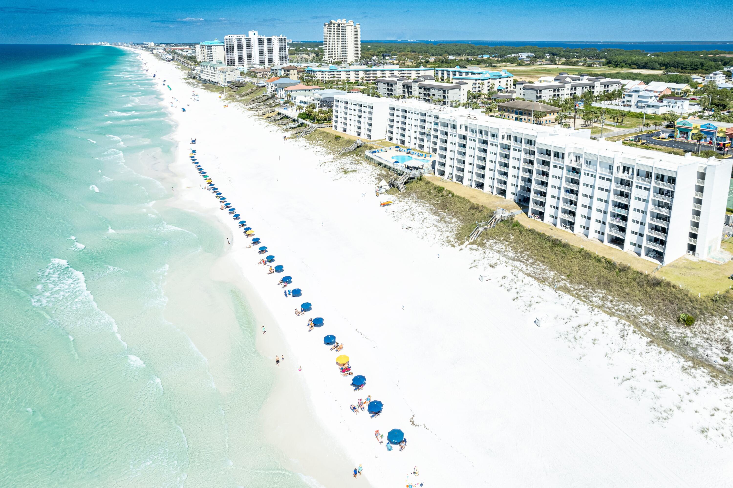 BEACH HOUSE CONDO PH 1 - Residential