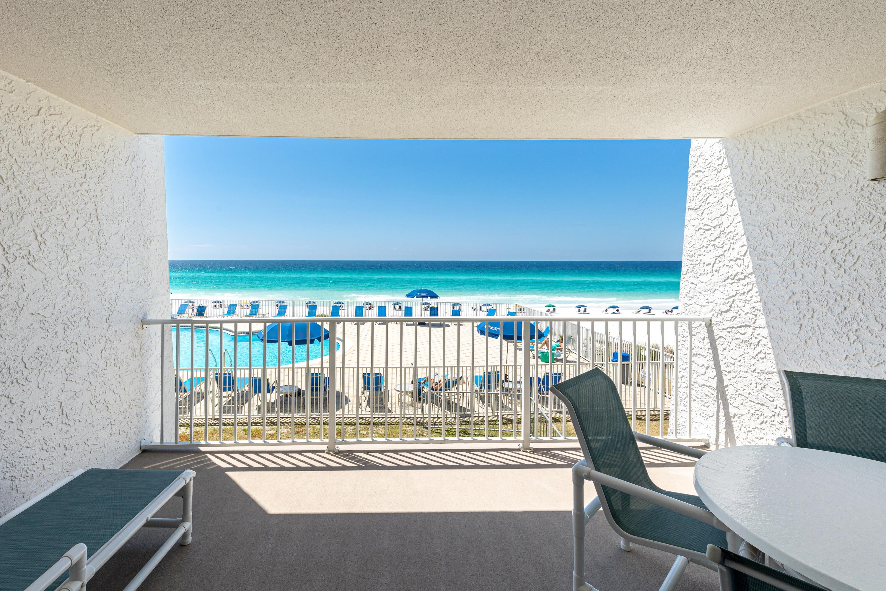 BEACH HOUSE CONDO PH 1 - Residential