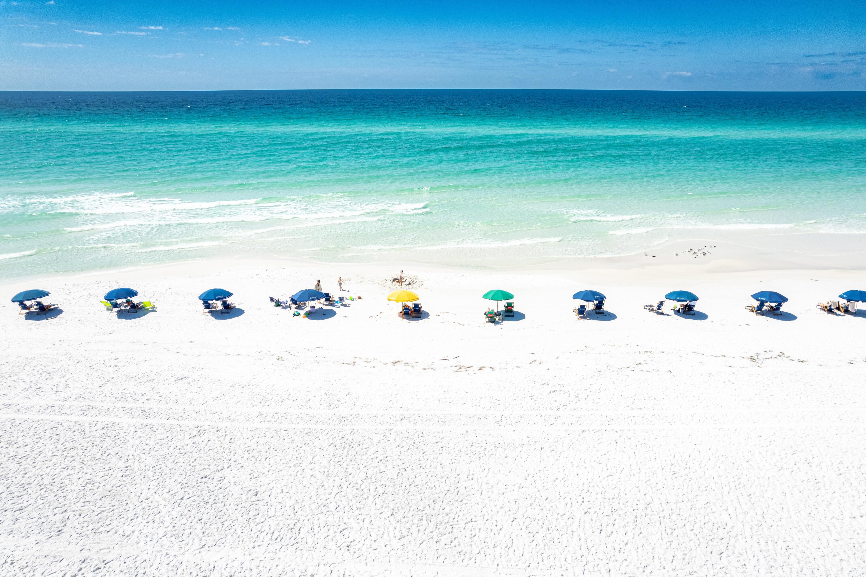 BEACH HOUSE CONDO PH 1 - Residential