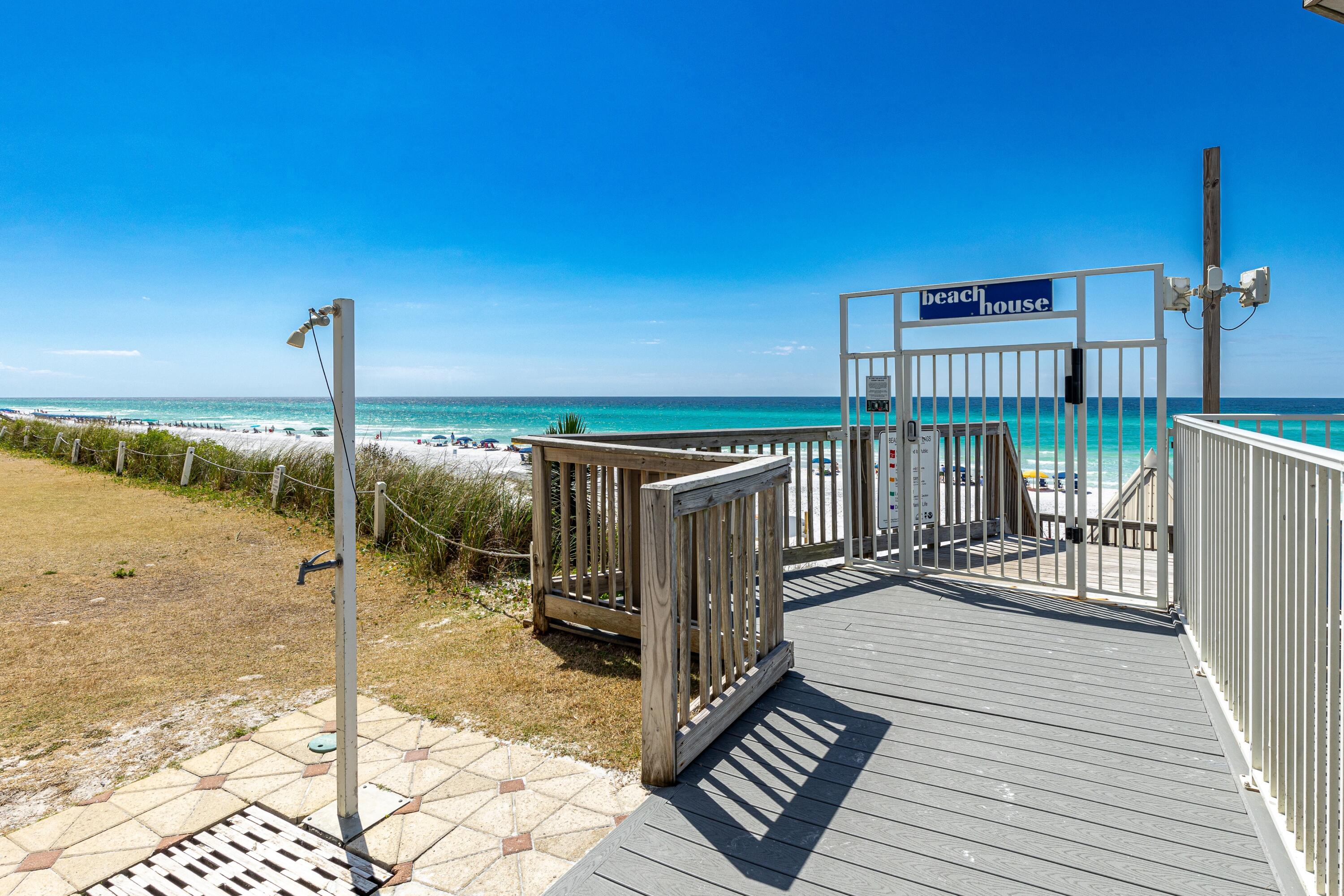 BEACH HOUSE CONDO PH 1 - Residential