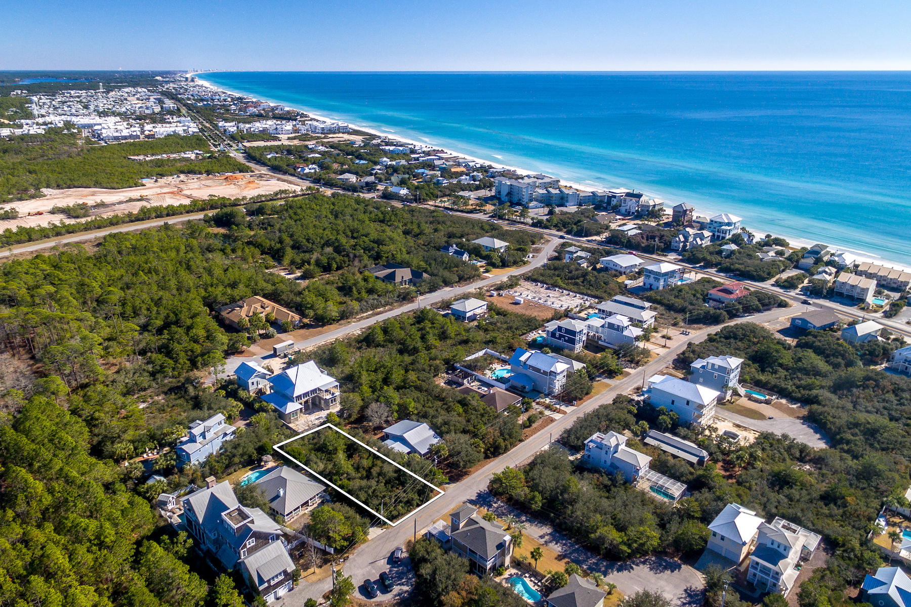 SEACREST EAST - Land