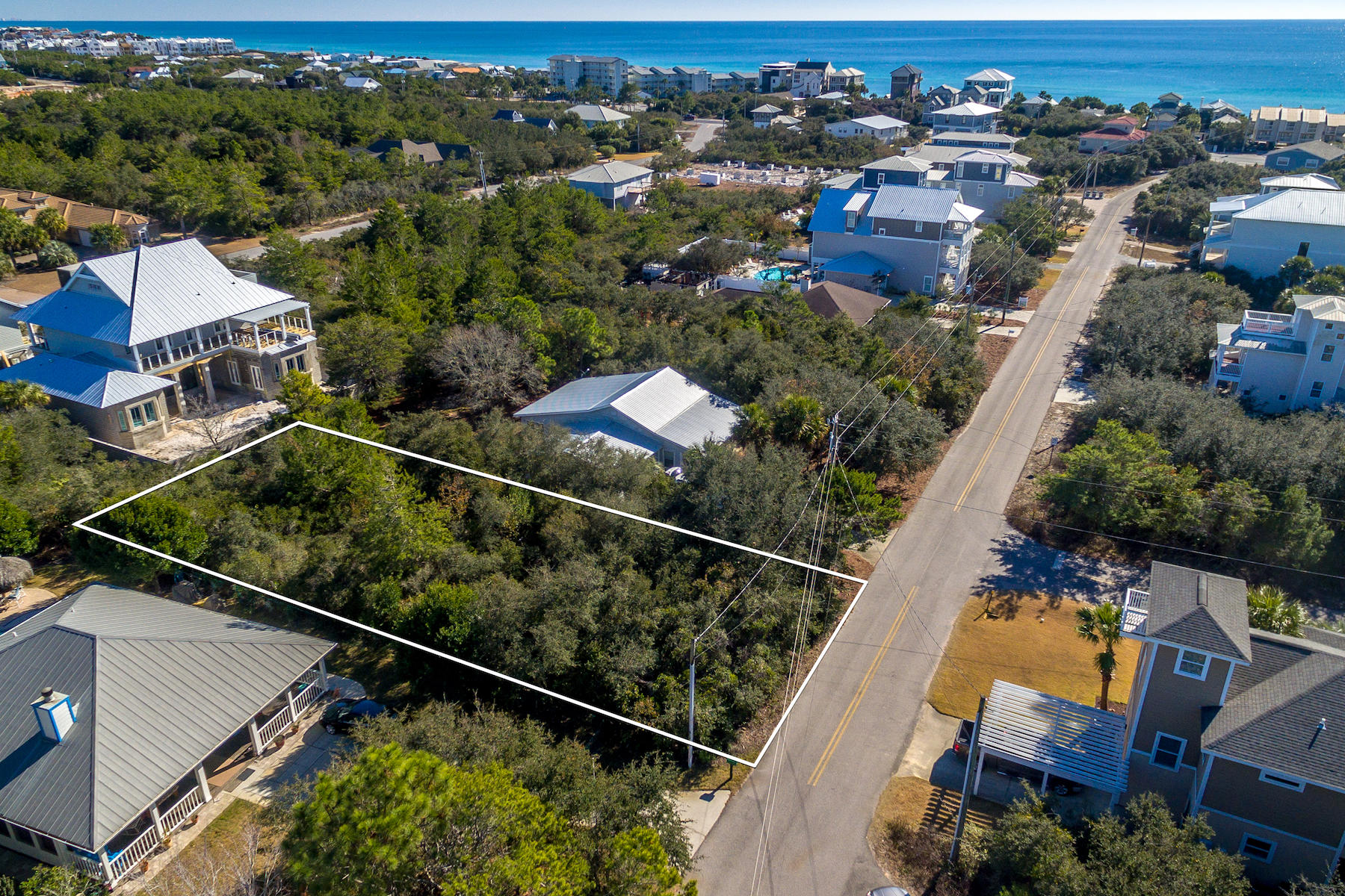 SEACREST EAST - Land