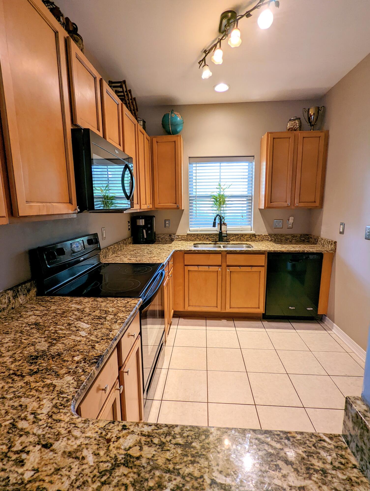 PLANTATION AT SANTA ROSA - Residential