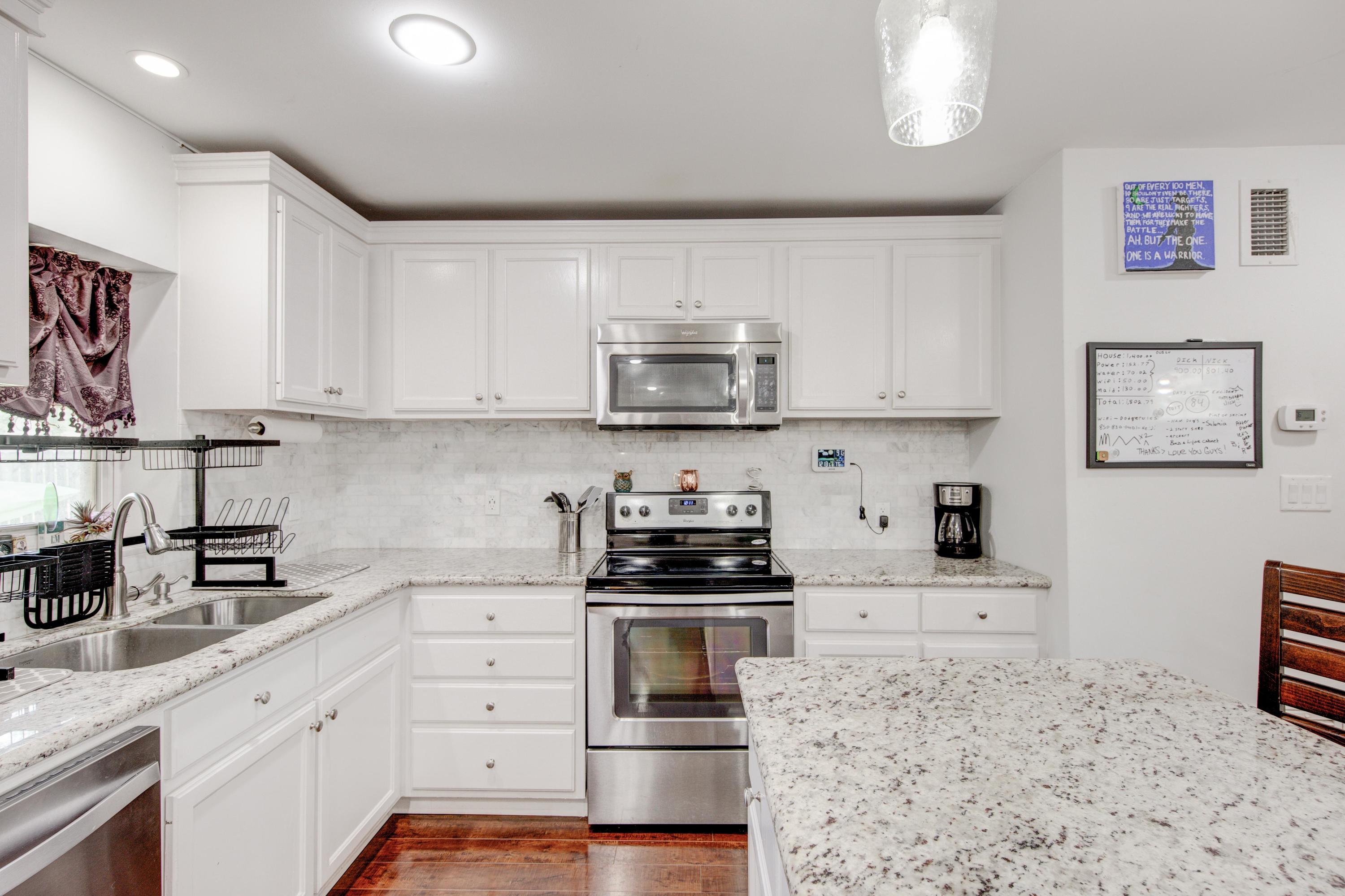 OAKLAND HEIGHTS - Residential