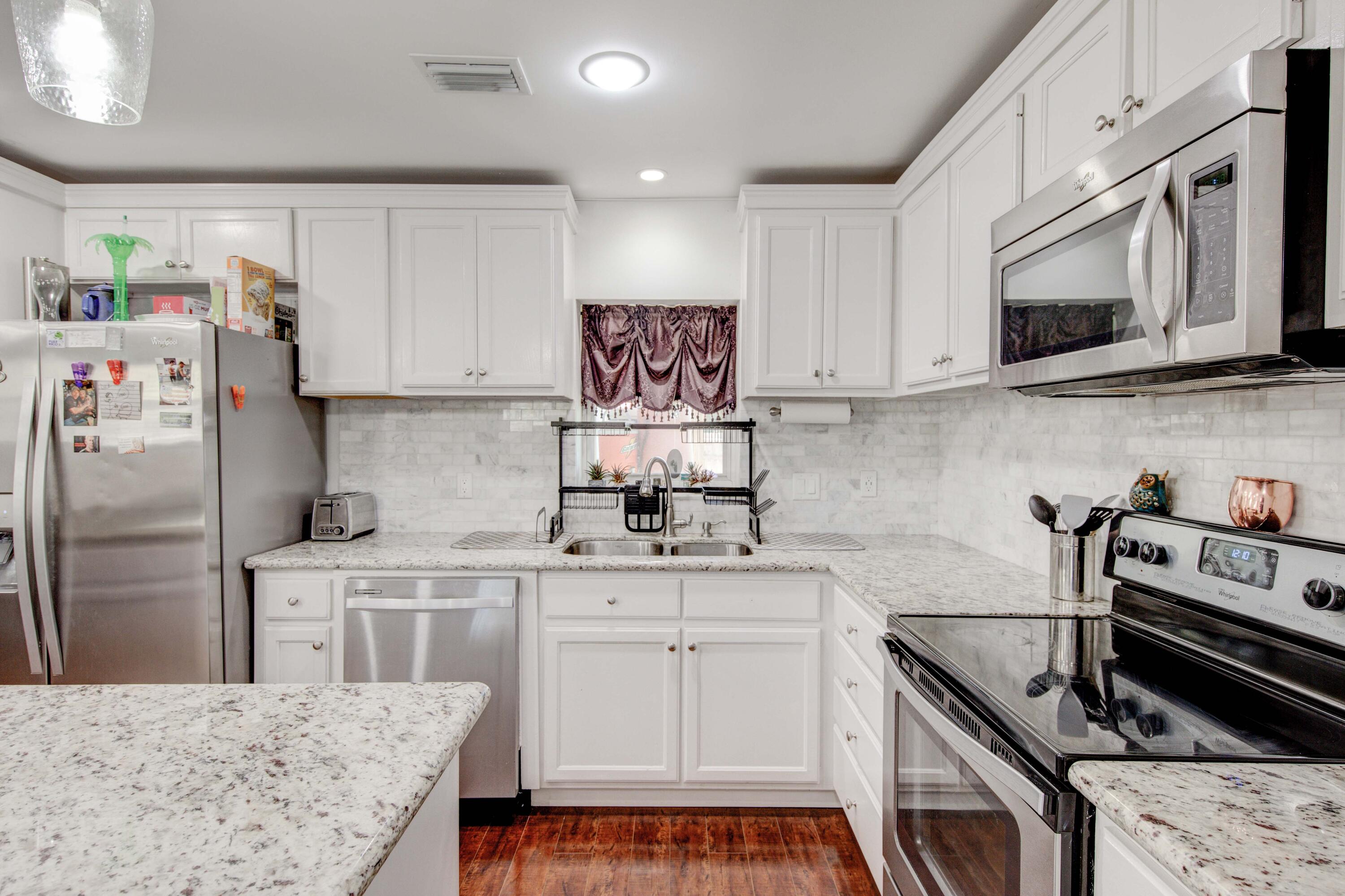 OAKLAND HEIGHTS - Residential