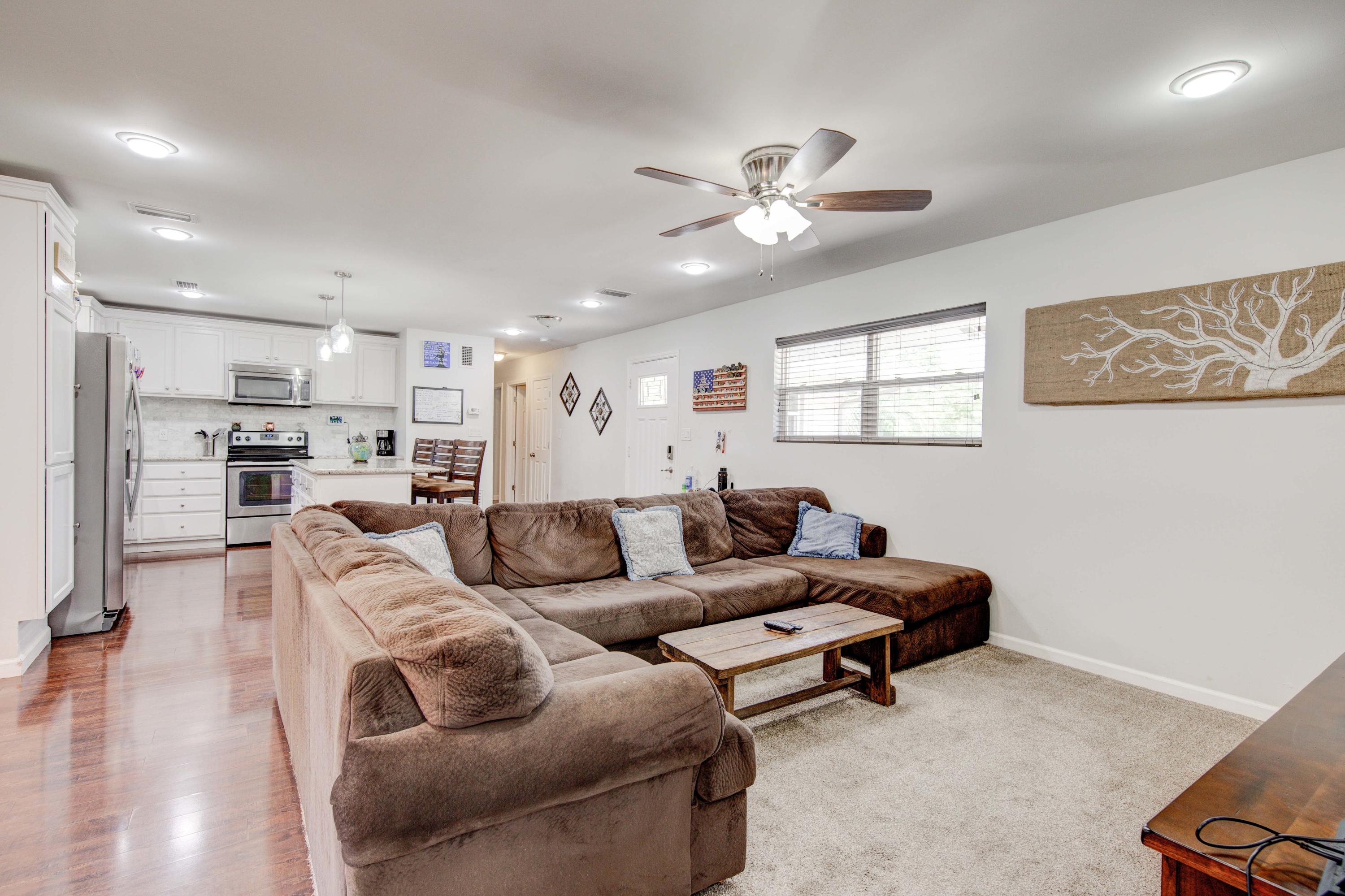 OAKLAND HEIGHTS - Residential