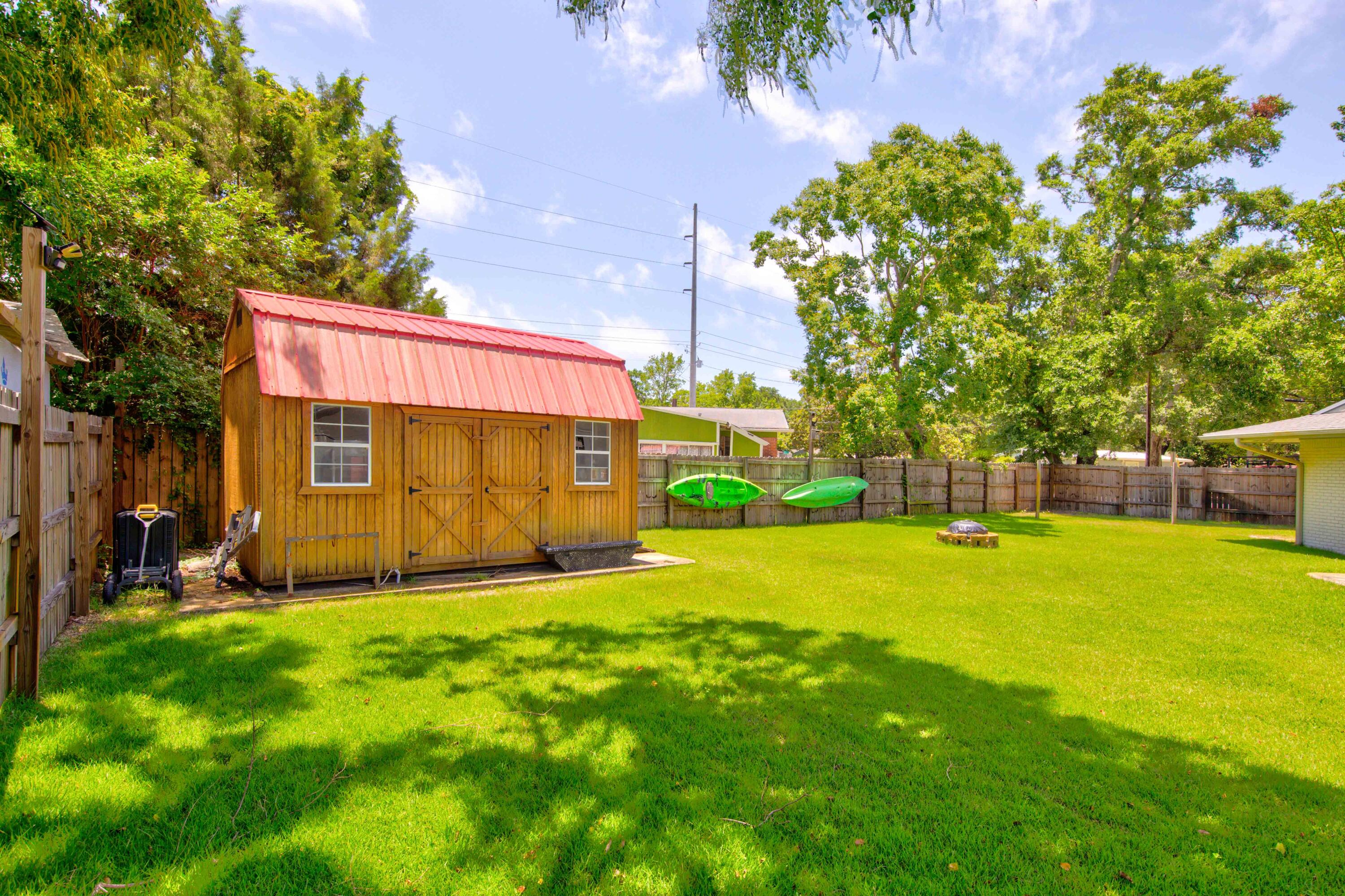 OAKLAND HEIGHTS - Residential