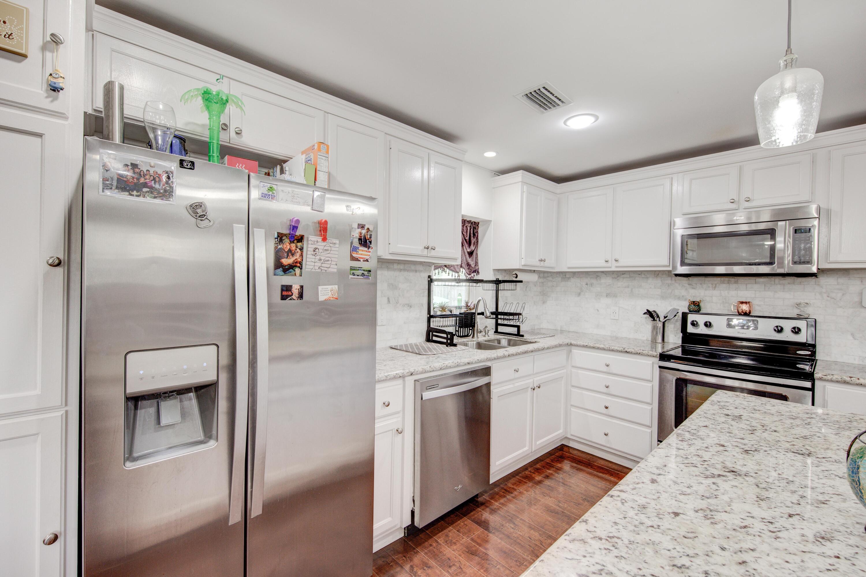 OAKLAND HEIGHTS - Residential