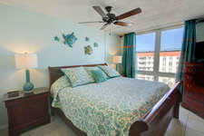 EL MATADOR CONDO - Residential