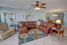 EL MATADOR CONDO - Residential