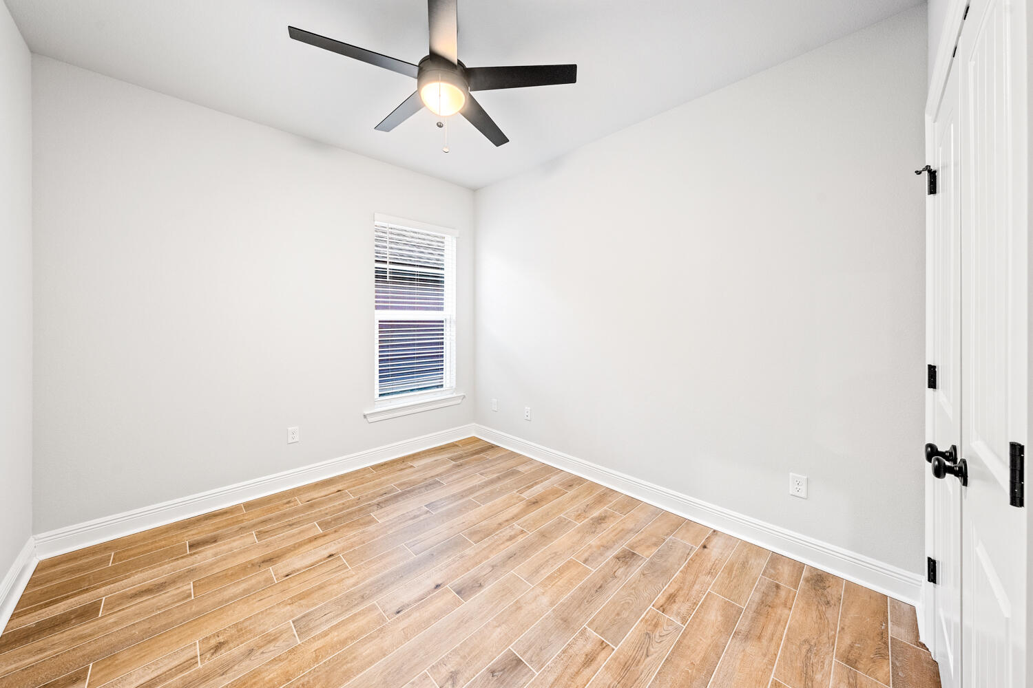 HAMMOCK BAY - CRESCENT MILLS - Residential