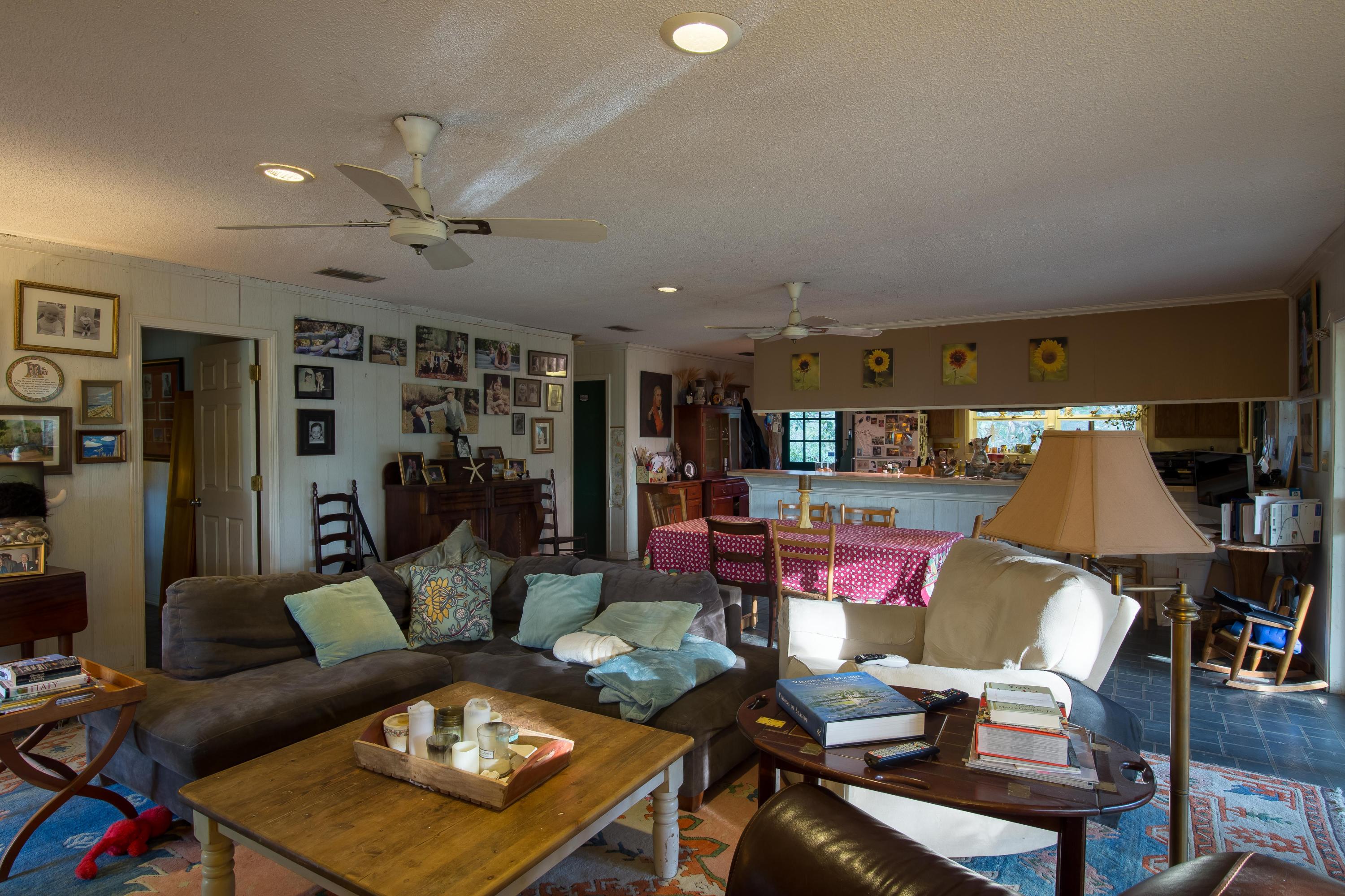 SEAGROVE SHORES 4TH ADD - Residential