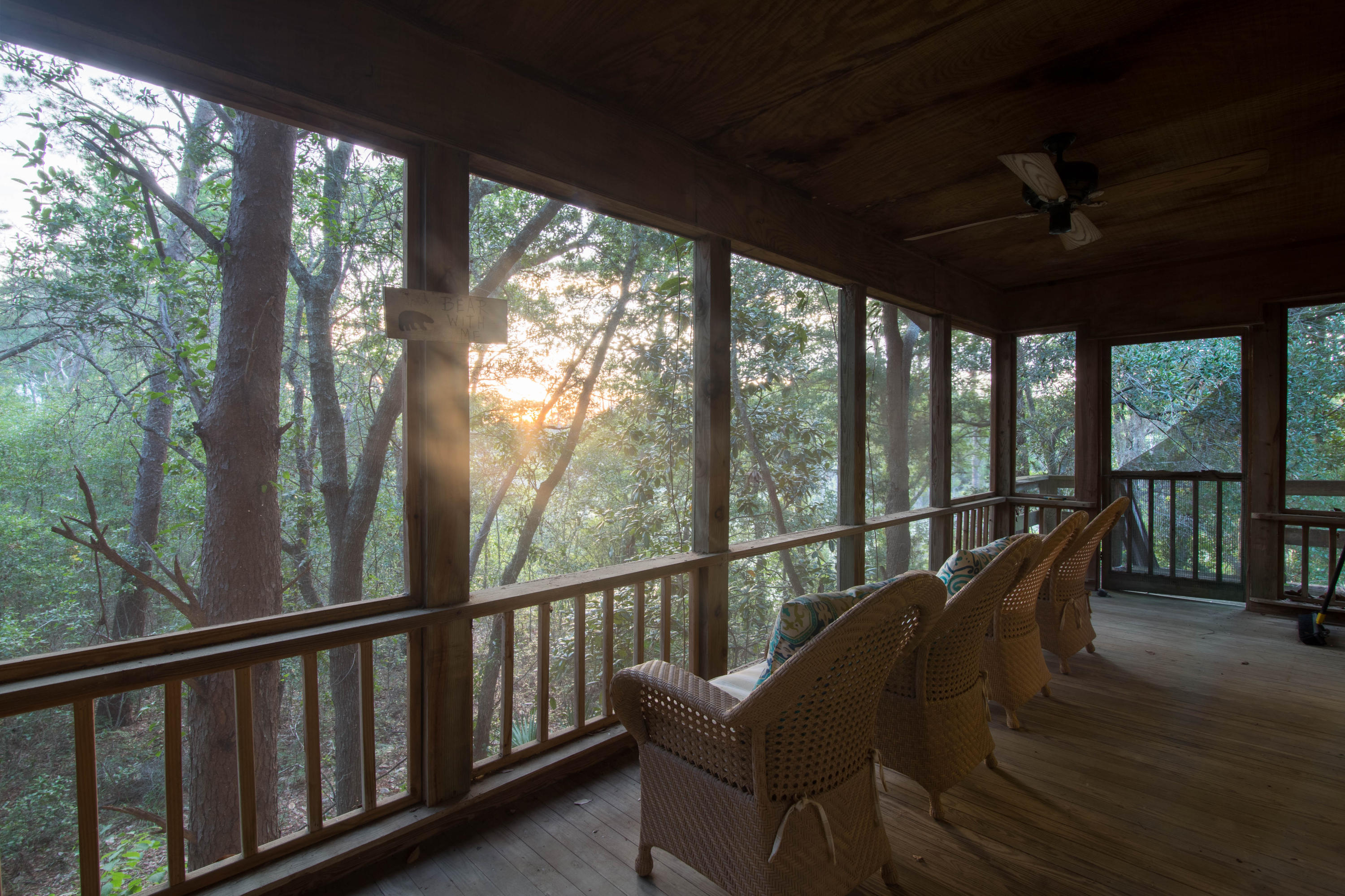 SEAGROVE SHORES 4TH ADD - Residential