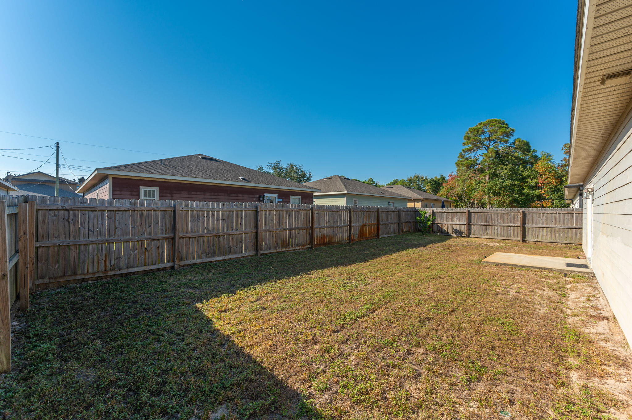 CRESCENT SHORES - Residential