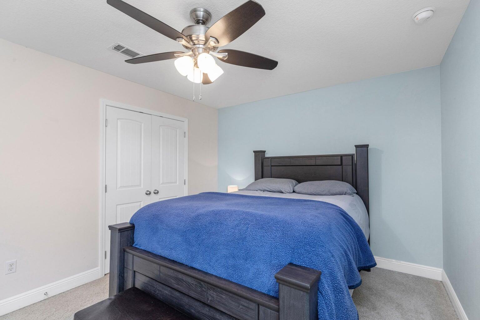 DRIFTWOOD ESTATES - Residential Lease