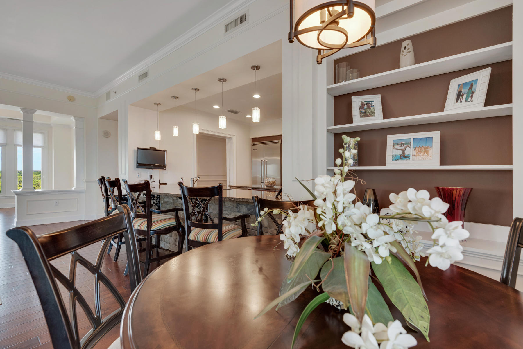 ONE WATER PLACE - Residential