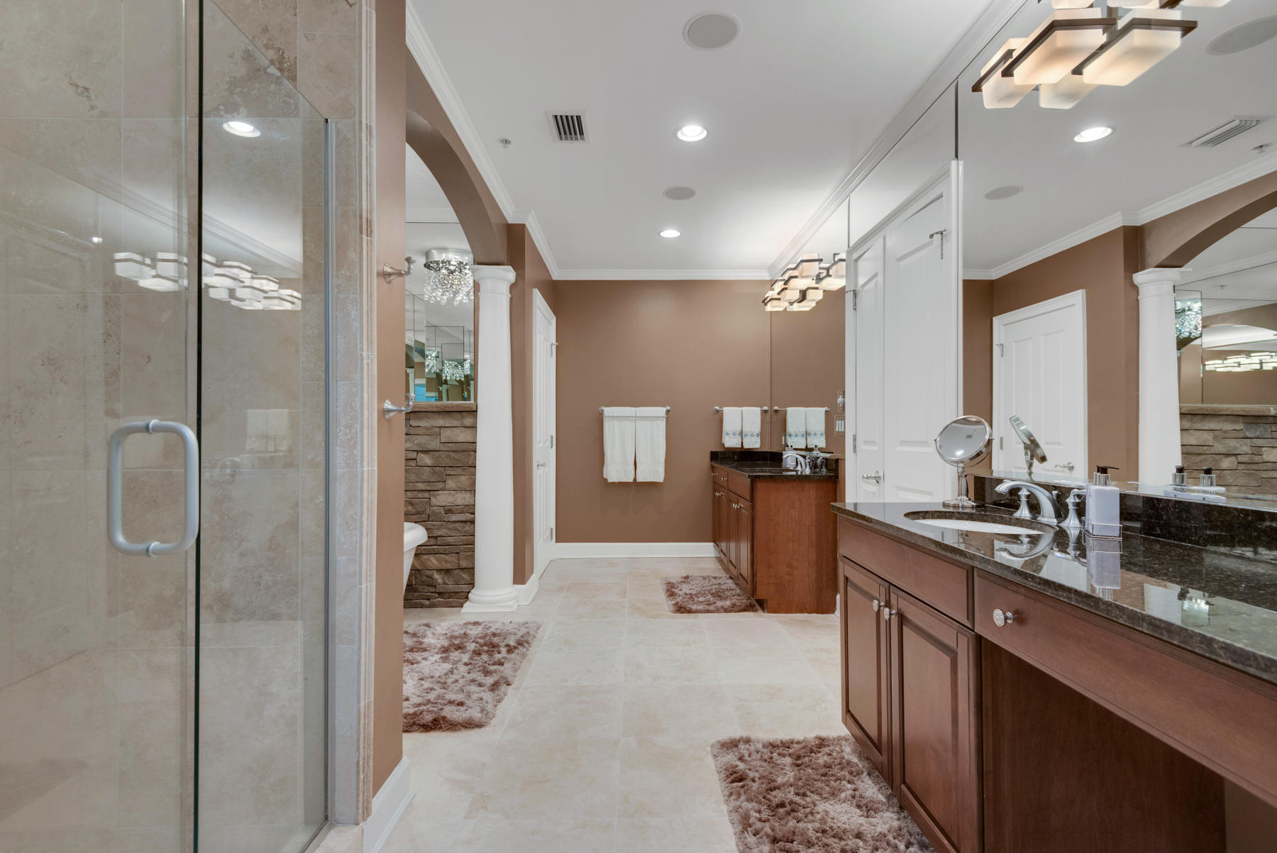 ONE WATER PLACE - Residential