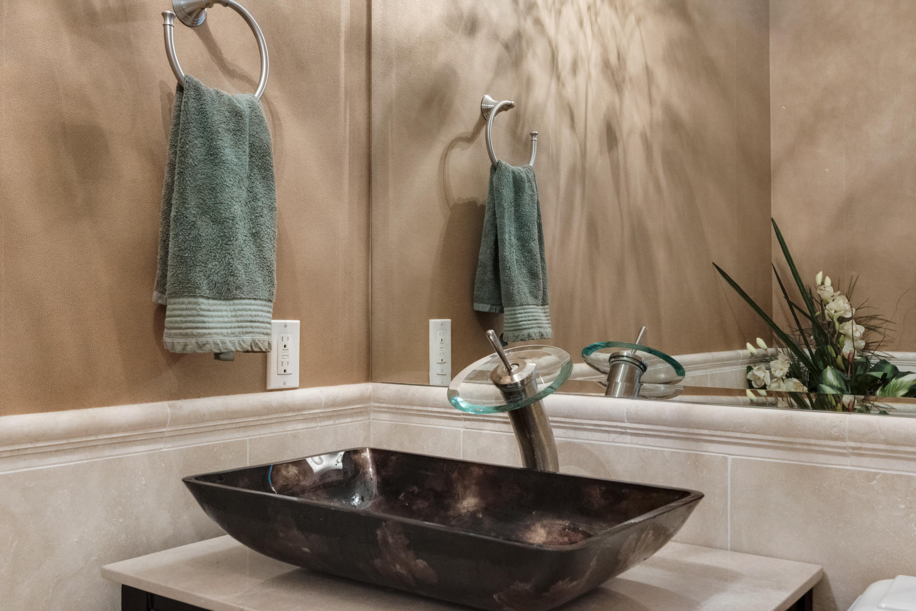 ONE WATER PLACE - Residential